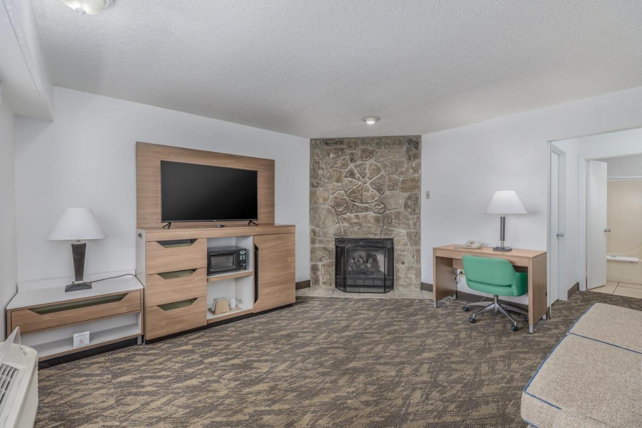 Crossroads Inn & Suites Gatlinburg Εξωτερικό φωτογραφία