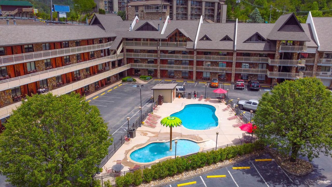 Crossroads Inn & Suites Gatlinburg Εξωτερικό φωτογραφία