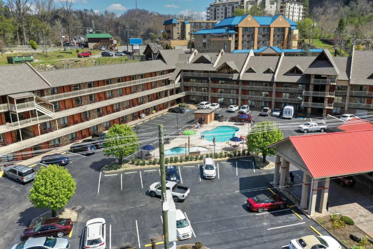 Crossroads Inn & Suites Gatlinburg Εξωτερικό φωτογραφία